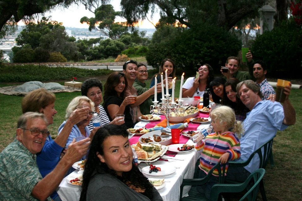 family dinners in the park